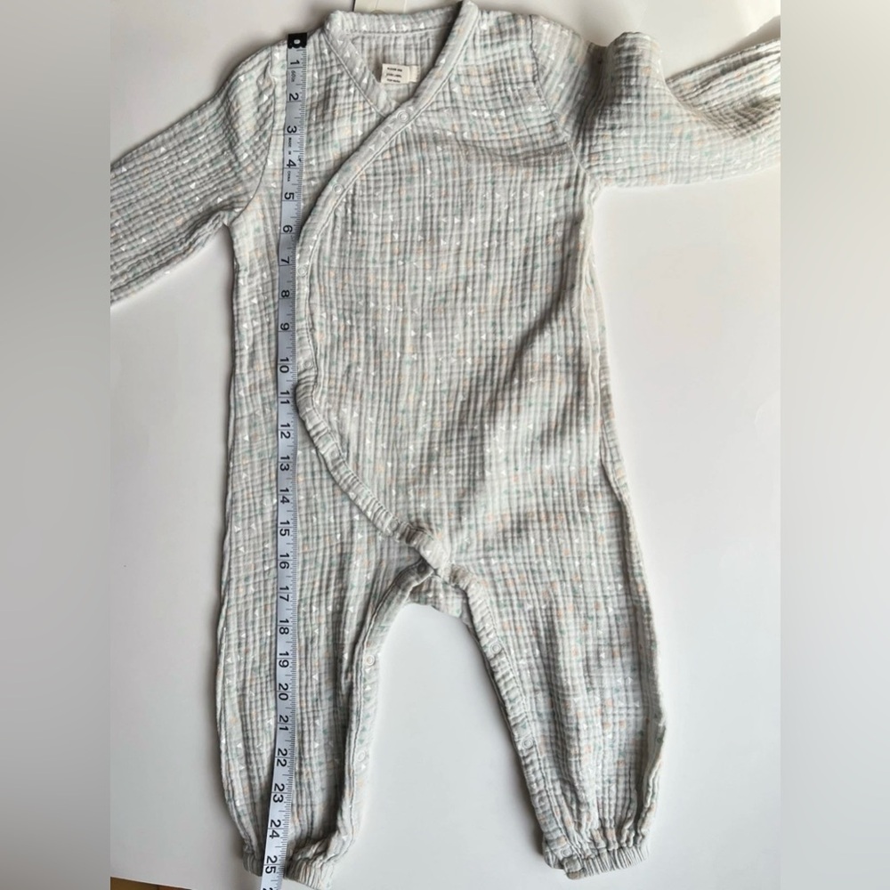 NWT Peek Cotton Muslin Kimono One Piece Romper 12-18 Months Gray Triangle - Picture 10 of 10